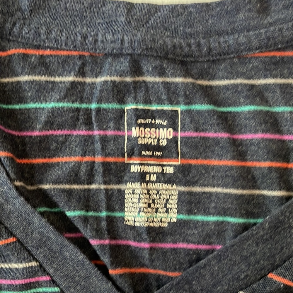 Mossimo V-Neck Striped Tee * - Picture 4 of 7